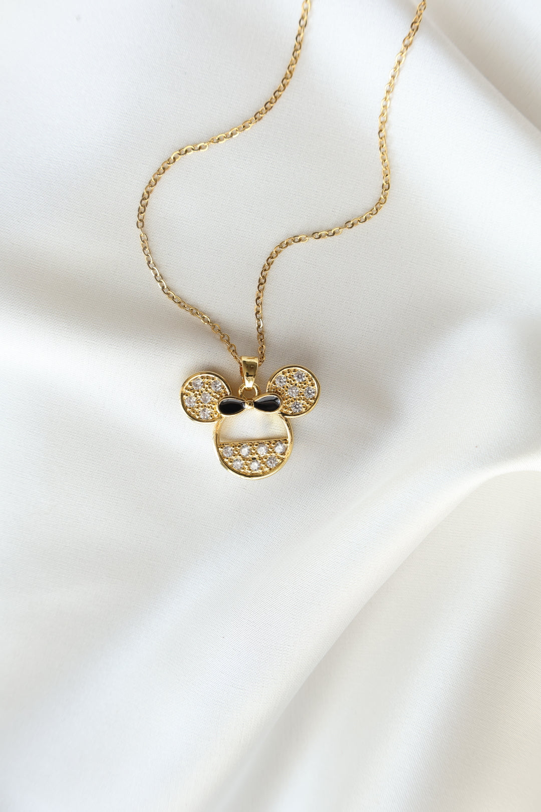 COLLAR MINIE CORBATA NEGRA